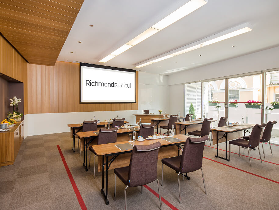 Richmond-istanbul-toplantı-organizasyon-pera-card-2.jpg