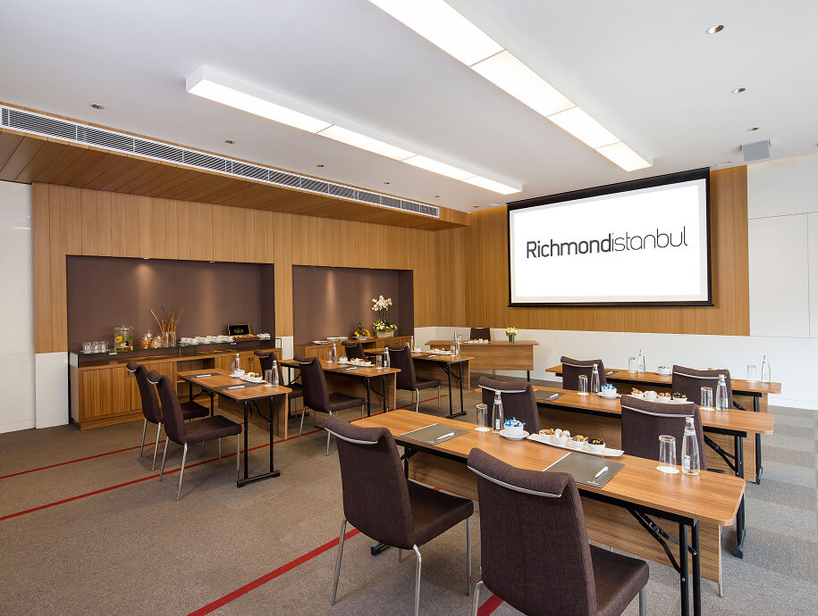 Richmond-istanbul-toplantı-organizasyon-pera-card-3.jpg